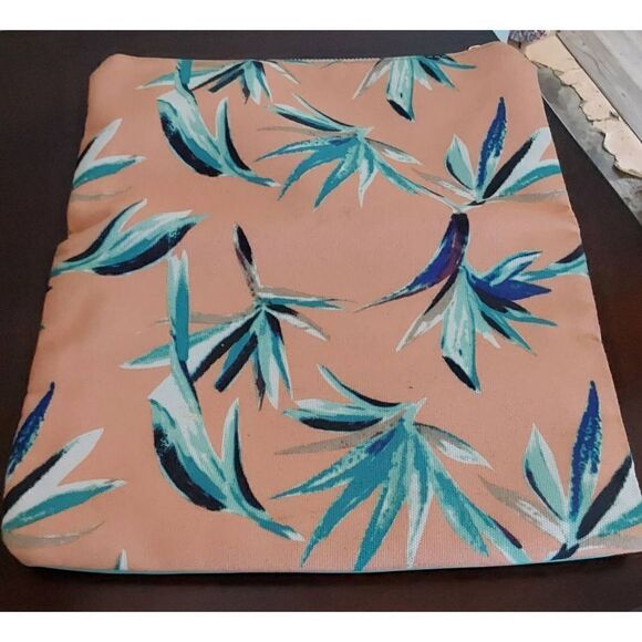 NEW~Rachel Pally Leather Trimmed Floral Foldover Clutch Purse - Picture 3 of 3